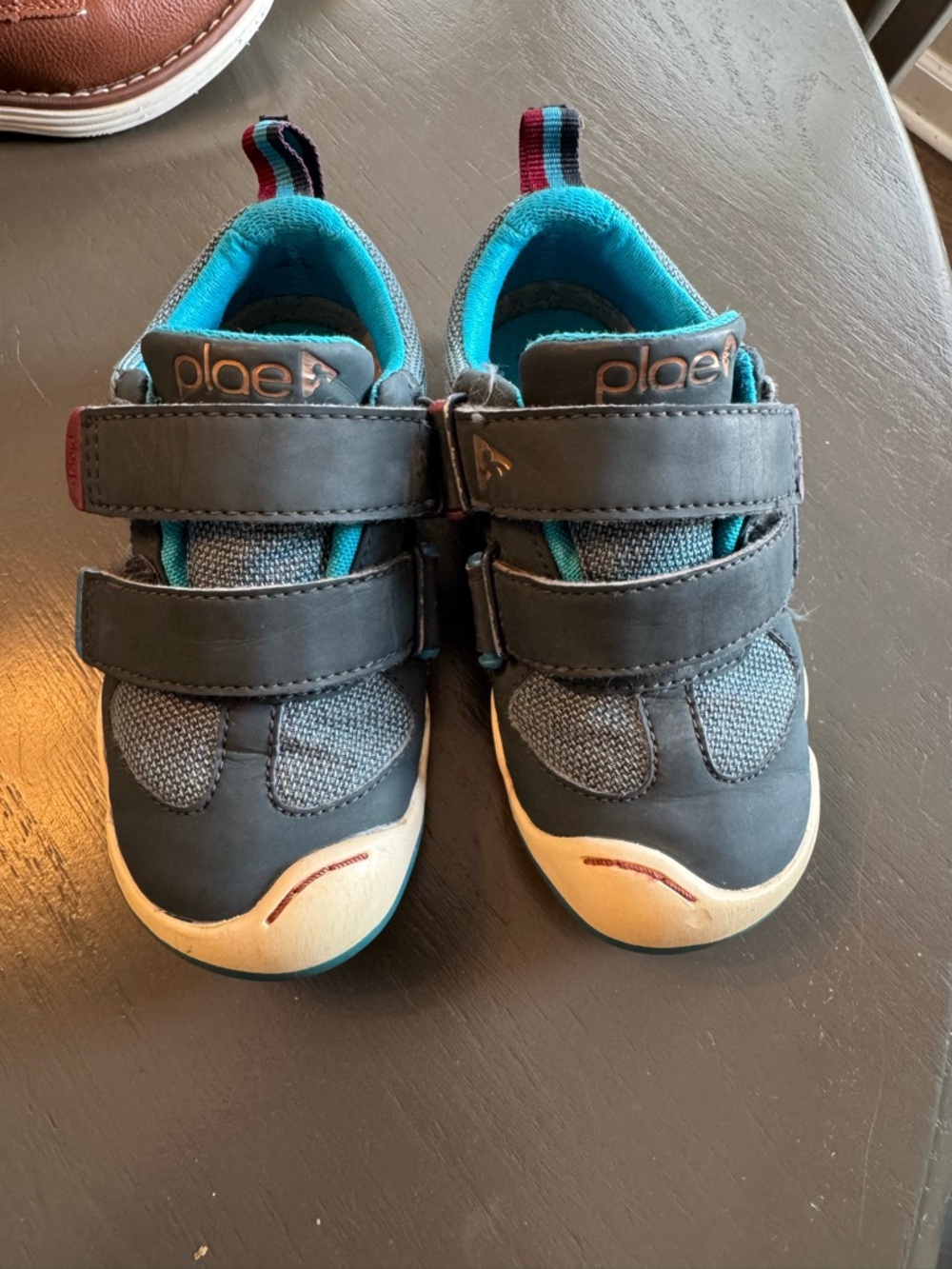 PLAE Kids Gray and Teal Hook-and-Loop Sneakers - Charlie